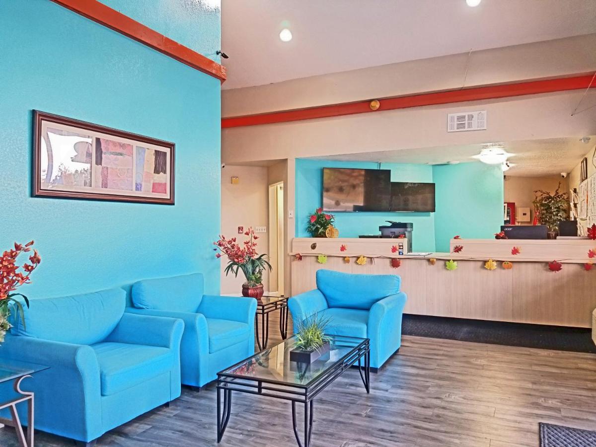 Howard Johnson By Wyndham Houston Hobby Airport Exterior foto